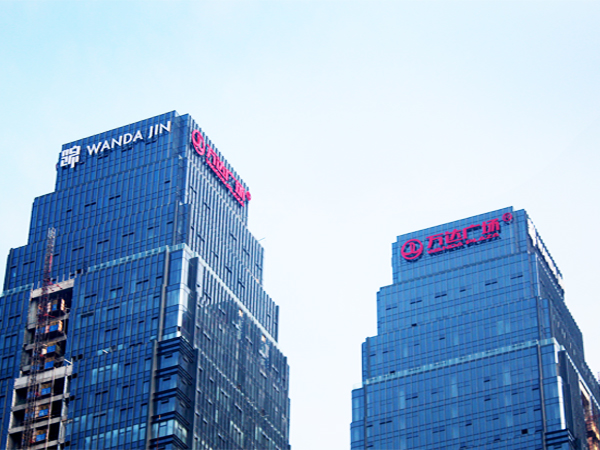 寫字樓外墻發(fā)光字廠家丨字工場(chǎng)