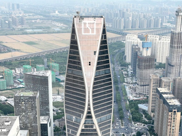 樓頂發(fā)光字制作廠家具備哪些資質(zhì)？