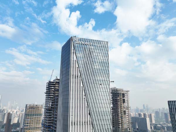 超高層建筑大樓發(fā)光字維修方便嗎？