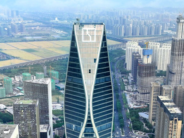 杭州第二高樓極氪望朝中心288米幕墻發(fā)光字